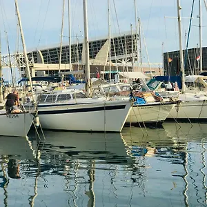 https://sleep-boat-city-center.catalonia-hotels.com